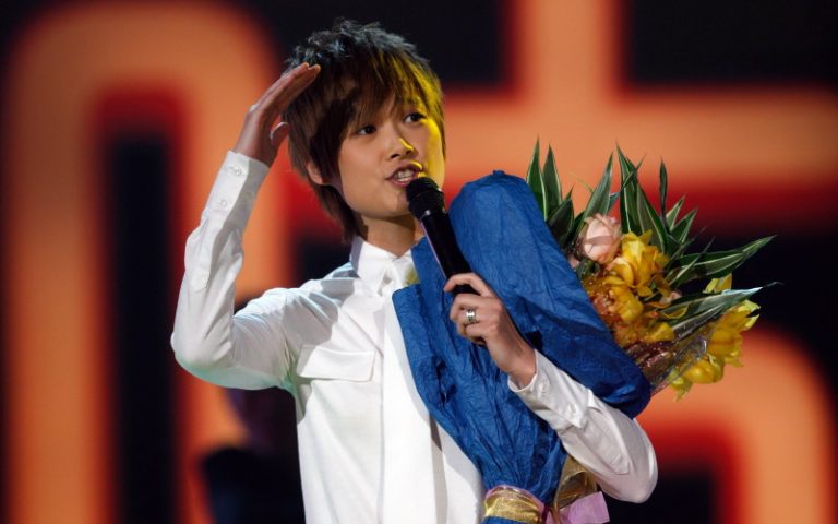 「李宇春被整容死亡」 向發帖人索賠10萬