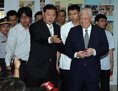 國安密帳案  李登輝出庭