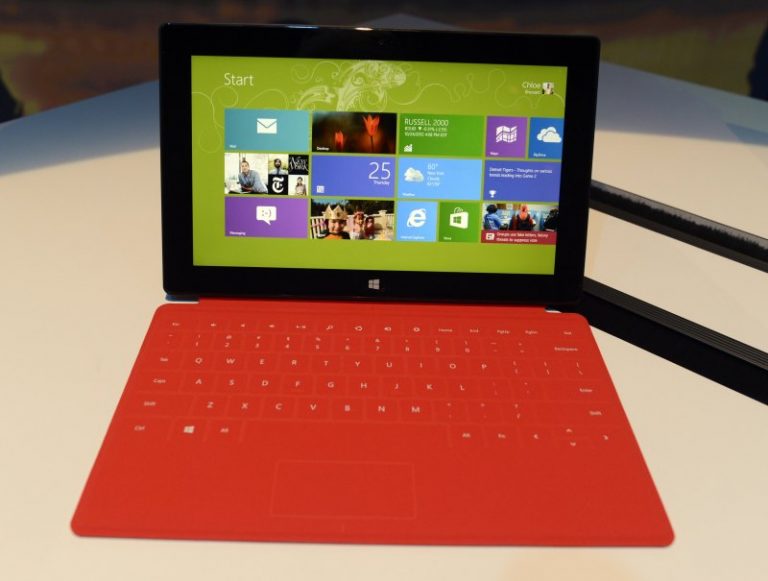 微軟正式推出Win 8與Surface新平板電腦（視頻）