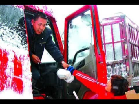京藏高速因雪堵幾十小時 顯眾生態