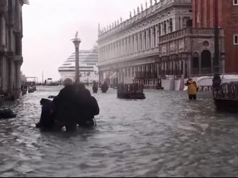 連續降雨釀災 威尼斯全城泡水