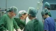 杀人取器官：中国秘密的国家器官移植业（中文字幕）