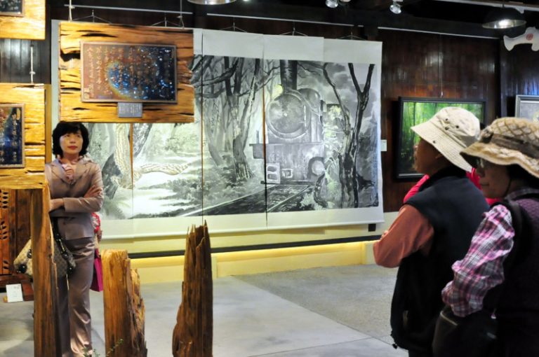 羅東林管處森美館  美展飄木香