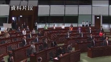 梁振英允立会交代僭建 泛民促下台