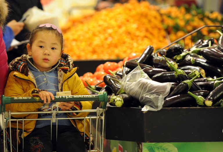 關注中國兒童：衣食住行 皆成「暗器」