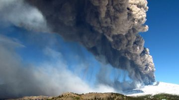 火山威脅擴大 智利發紅色警戒