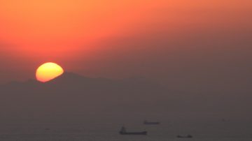 图文：台湾送走2012的最后一道夕阳