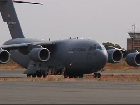 美軍機抵達馬里 為法軍提供後勤