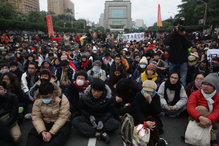 蔡英文低調現身  聲援反媒體壟斷
