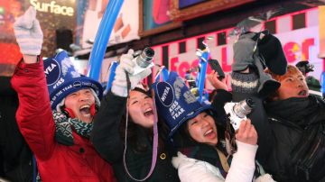 2013时代广场跨年 华人参与踊跃