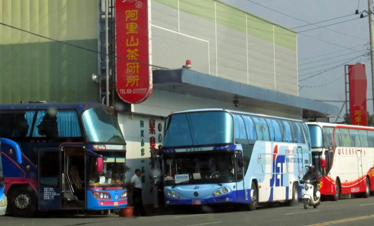 綁團剝皮  台觀光起飛走過的痛