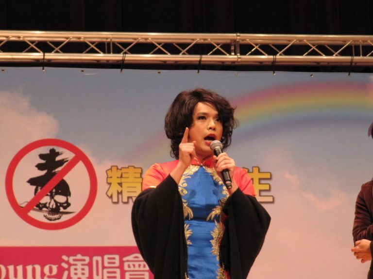 小炳反串秀反毒  以大炳為殷鑑