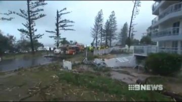 發洪水警訊 小龍捲風先襲東澳