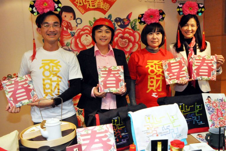 黃金館走春  發財衣熱賣缺貨