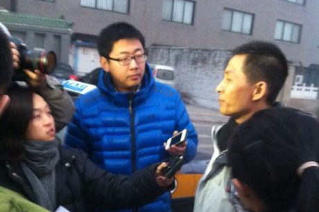 【禁聞】訪民山西兩會抗議 高呼李小鵬下臺