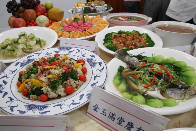 蒸燙拌取代油炸  圍爐好健康