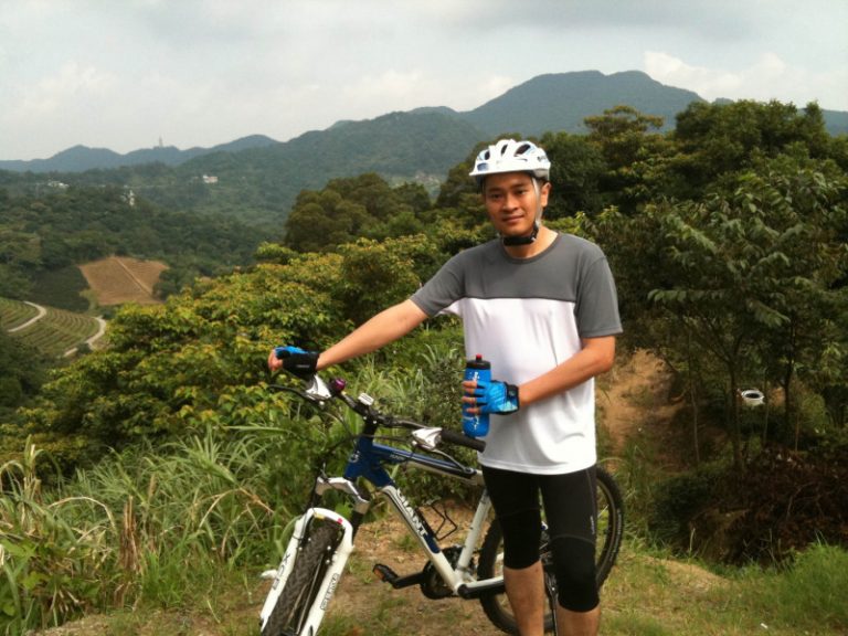 范姜泰基父子  鐵馬上分享生命