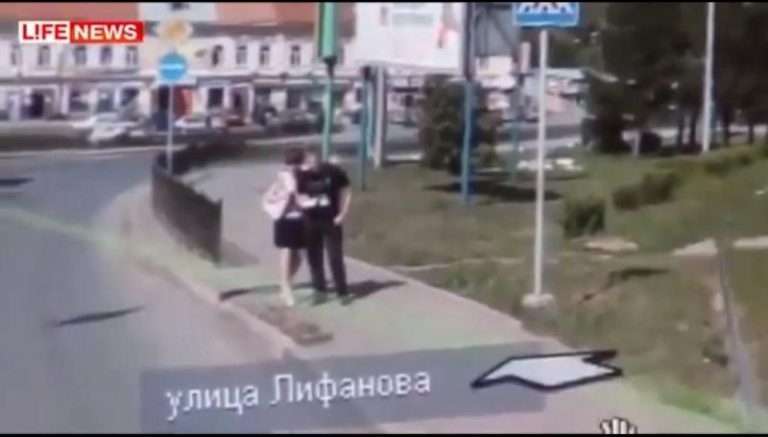 俄女上網搜地址 驚見男友偷吃