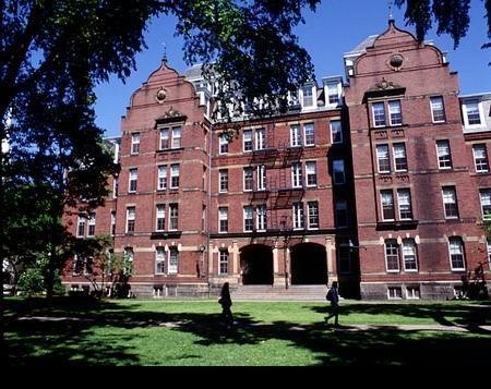 全球哪所大學畢業生最有錢？
