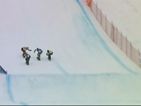 加男女隊共奪雪板世界盃冠軍