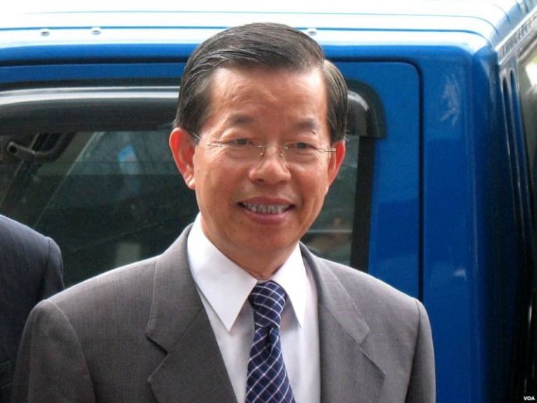 謝長廷微博依法被刪  網友：依哪條法？