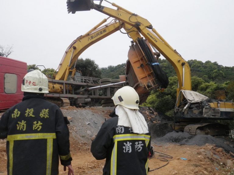 坡地工程意外  挖土機駕駛不治