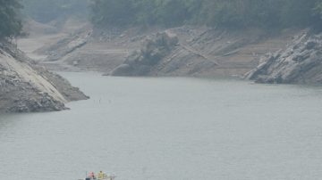 气象预报锋面  石门预备人造雨