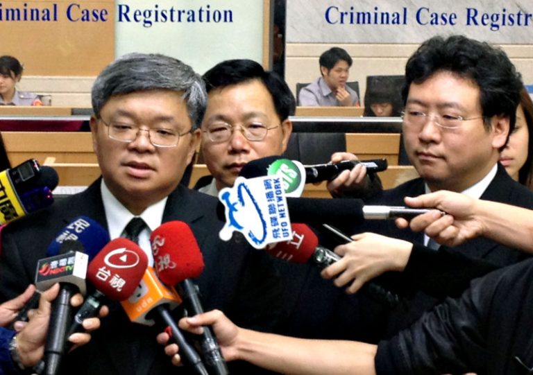 賴素如遭羈押  律師提抗告