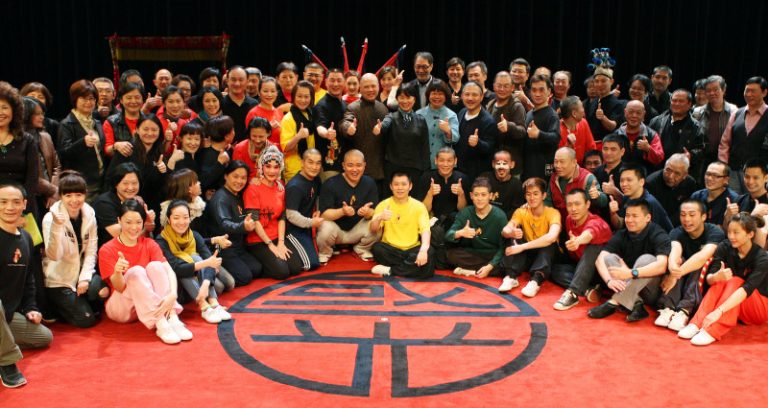 訪國光劇團  龍應台憂人才斷層