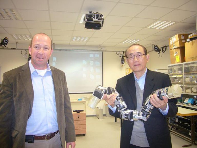 張良任參觀以色列理工學院