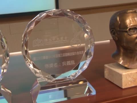 獨立中文筆會抗議中共阻十人赴港