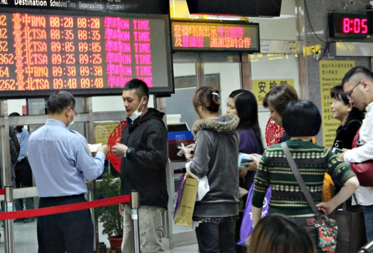 脫團抵台陸客  送回金門