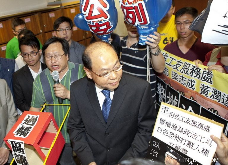 警拘佔中義工 港政黨斥政治打壓