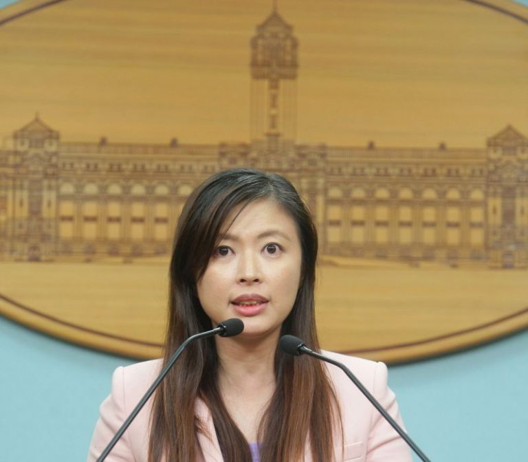 台總統府下72小時通牒  否則凍菲勞