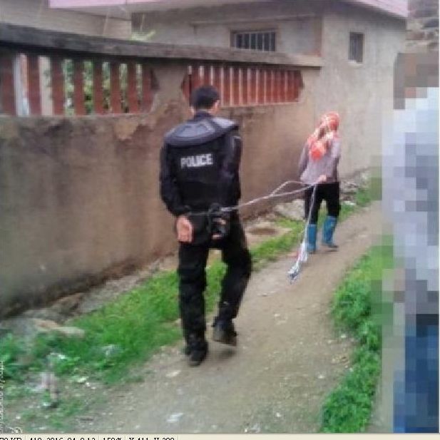 福建千名警民衝突  警被俘遊街