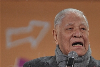 李登輝回母校 話民主評中國經濟