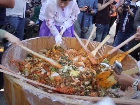 法拉盛韓裔社區美食節熱鬧登場