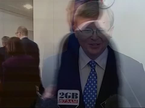 澳洲政壇撼動 吉拉德被陸克文取代