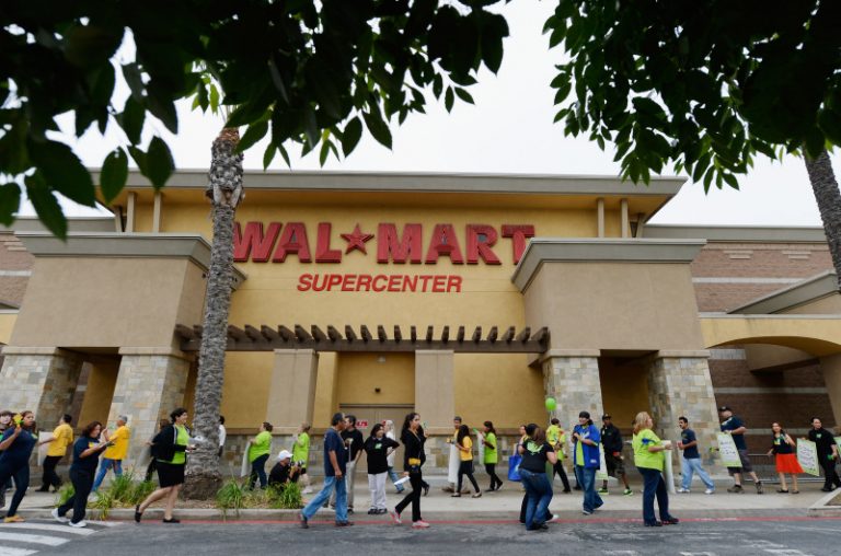 反對調高時薪 沃爾瑪揚言停止展店