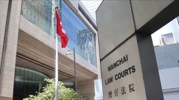 港前問責高官涉詐騙 判二年緩刑