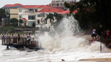 天兔直扑  广深停课停班 港取消航班起降