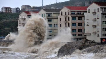 菲特台风福建登陆  浙江狂风暴雨