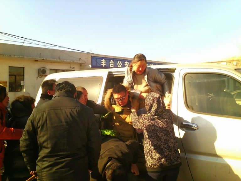 駐京訪民大戰湖北截訪人員  成功解救被押同伴