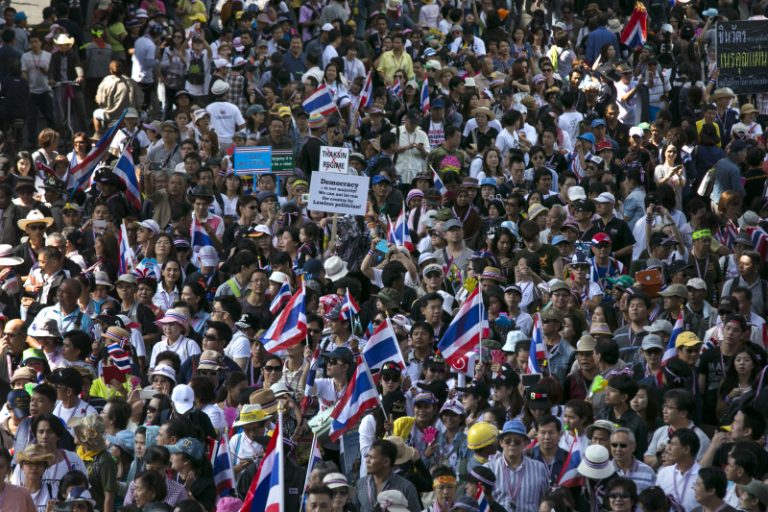 泰國反政府抗議阻塞曼谷交通要挾政府就範