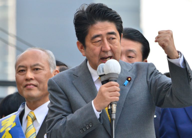 安倍晉三宣布優先修復日韓關係