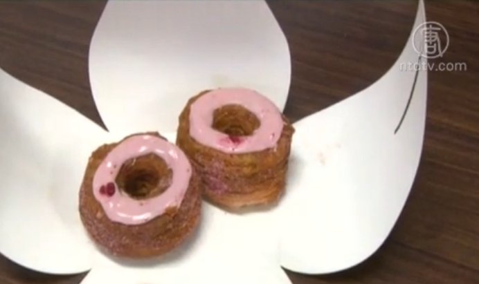 牛角甜甜圈Cronut 情人节专款