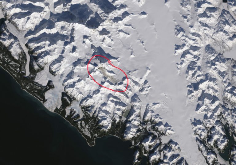 阿拉斯加大山崩 滾6800噸巨石 綿延4.8公里