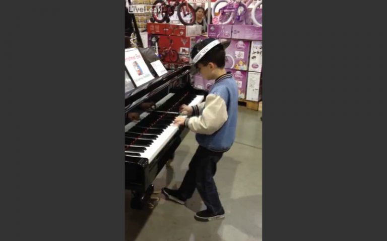 「年度最有才購物少年」現身Costco