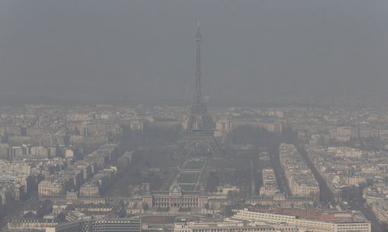 巴黎空氣汙染拉警報 媒體關注