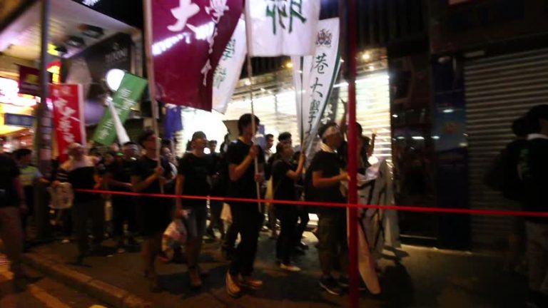 天下圍攻 港團體中聯辦抗議暴政
